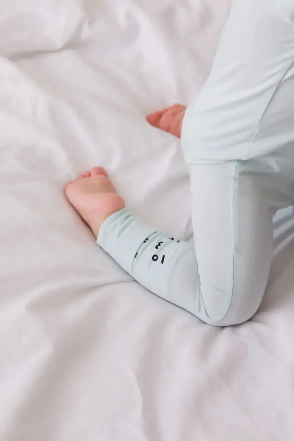 A close-up of our Reef Pyjama, featuring its soft bamboo fabric and subtle detailing for cozy, minimalist comfort.
